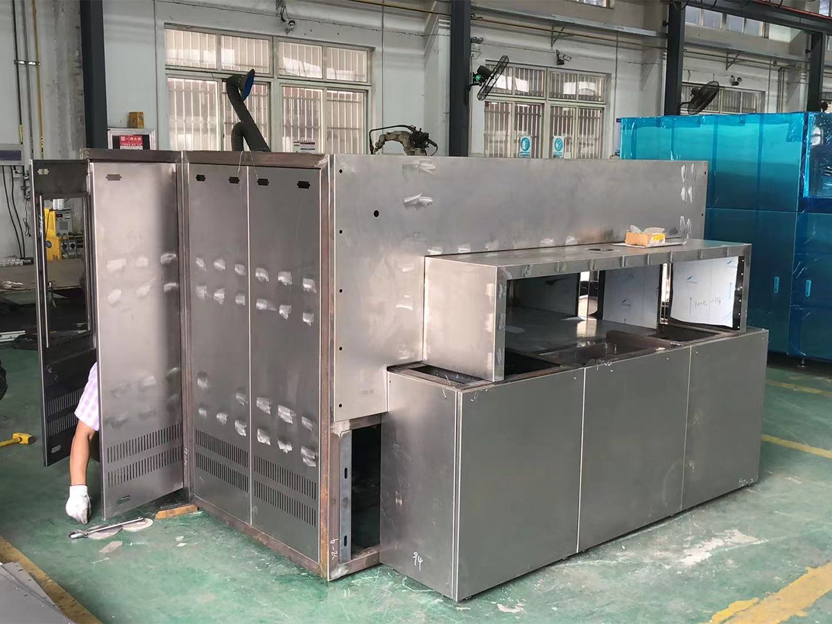 電子設(shè)備鈑金