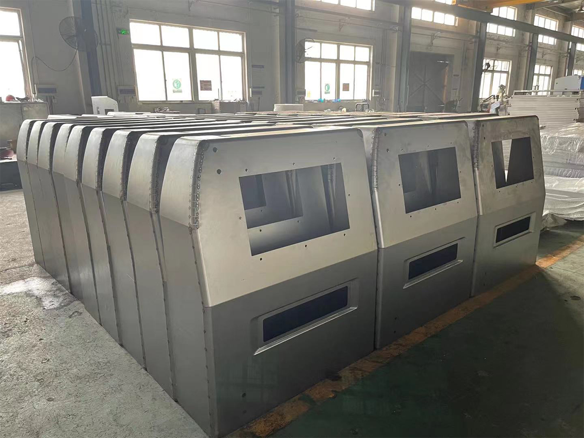 電子設(shè)備鈑金